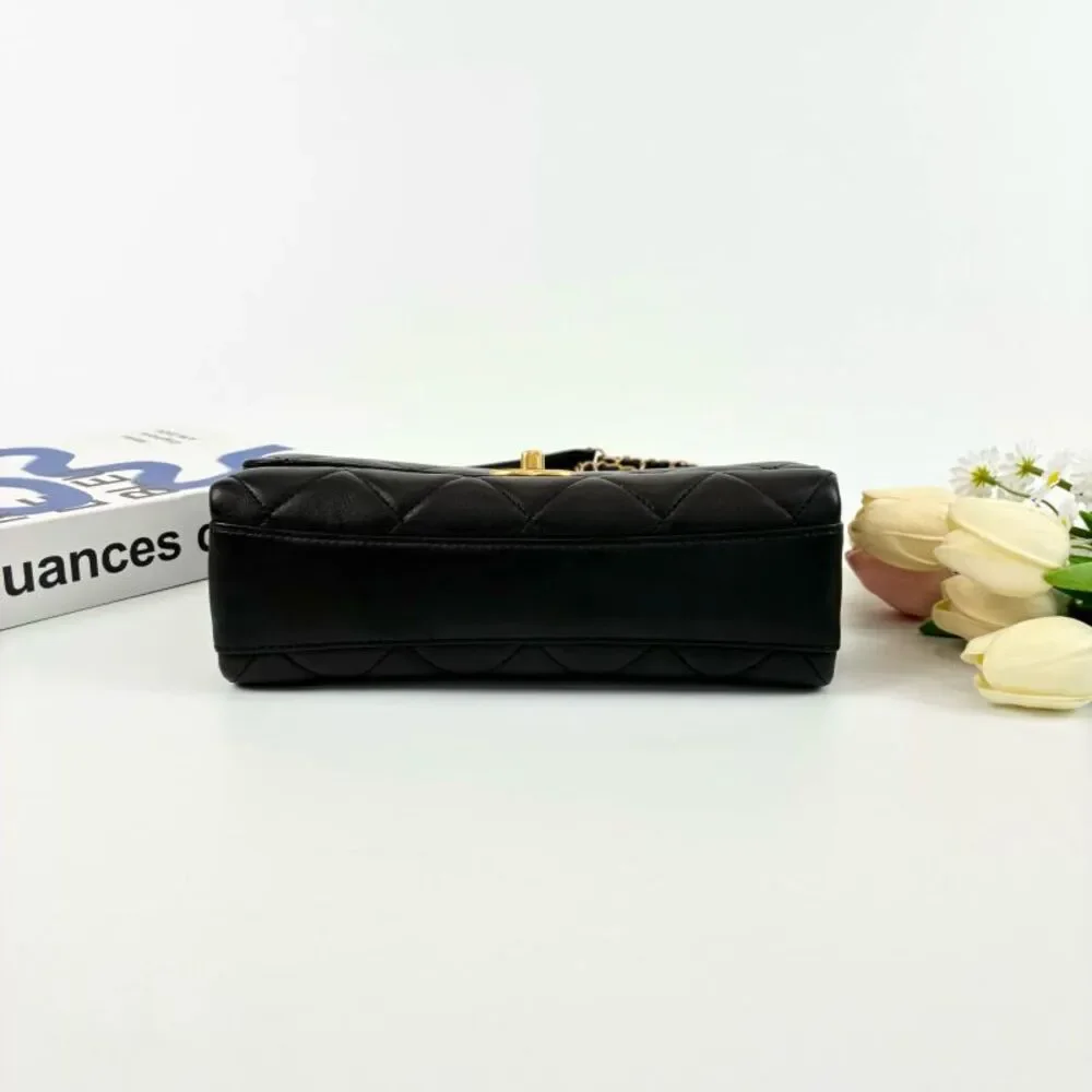 Chanel Women Pre-Loved Bag Very Good Condition